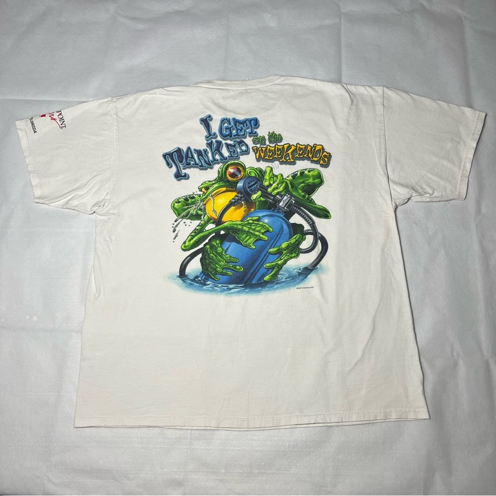 Anvil White Tee with Colorful Frog Graphic